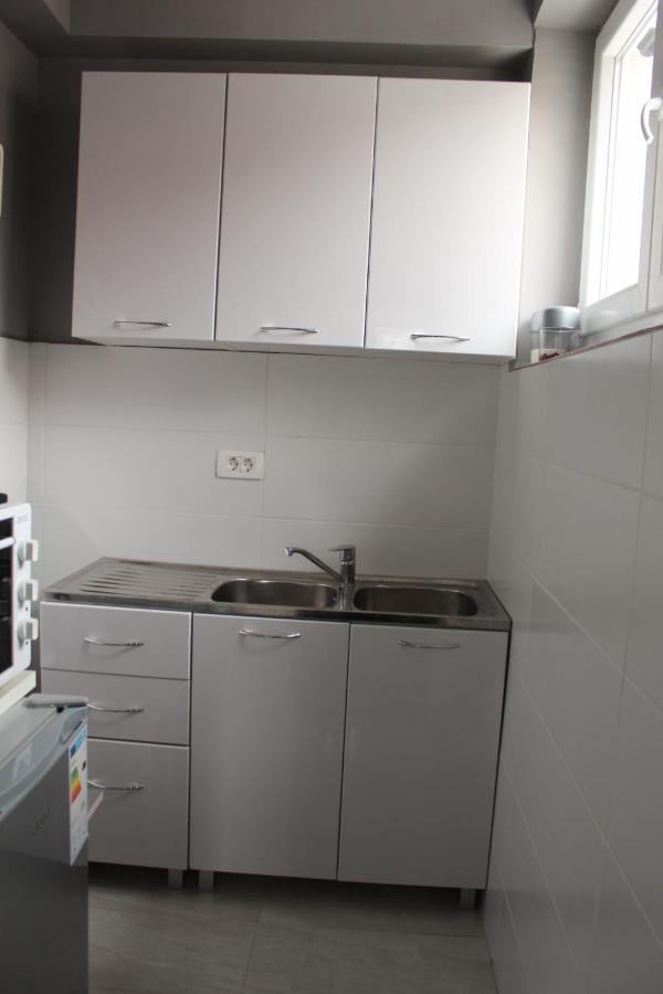 La Rose Apartment เซทินเจ ภายนอก รูปภาพ