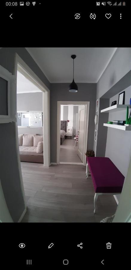 La Rose Apartment เซทินเจ ภายนอก รูปภาพ